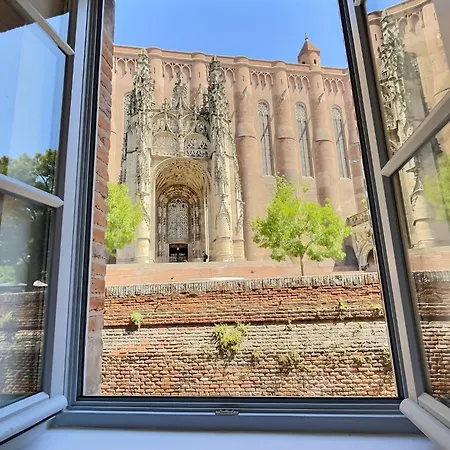 Cathedral View - Downtown - Wifi - Air Conditioning אלבי